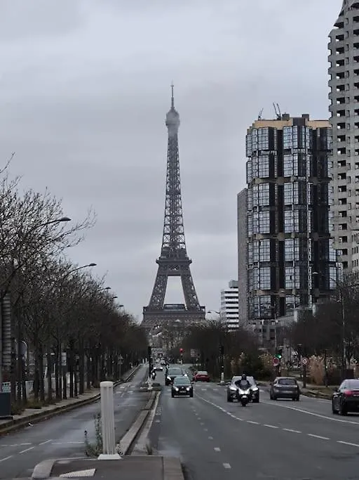 Pour 1 A 4 Pers Localise Dans Un Quartier Chic Apartment