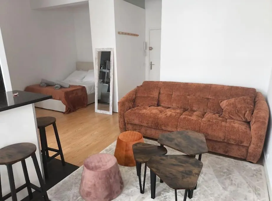 Apartment Pour 1 A 4 Pers Localise Dans Un Quartier Chic
